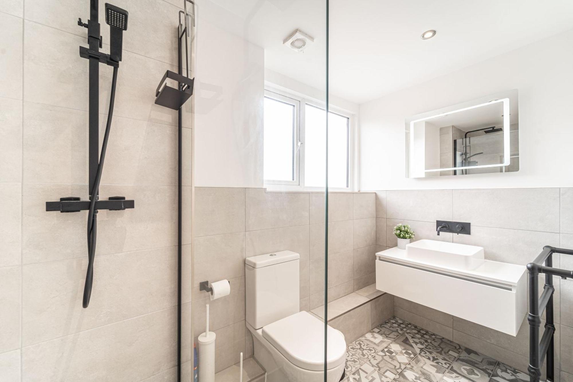 2 The Quadrant Luxury Apartments - Хойлэйк Экстерьер фото